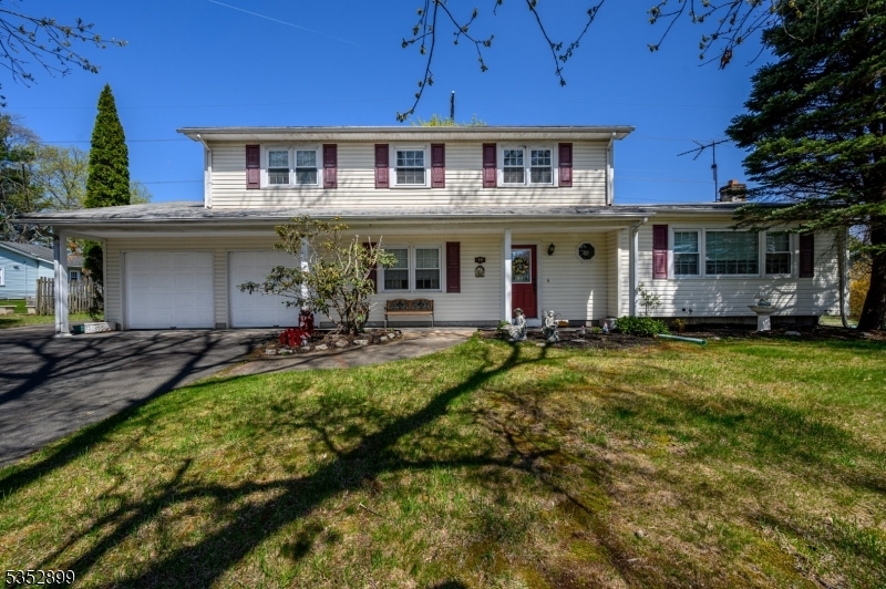 29 Yorktown Rd  Hillsborough Twp. NJ 08844 photo