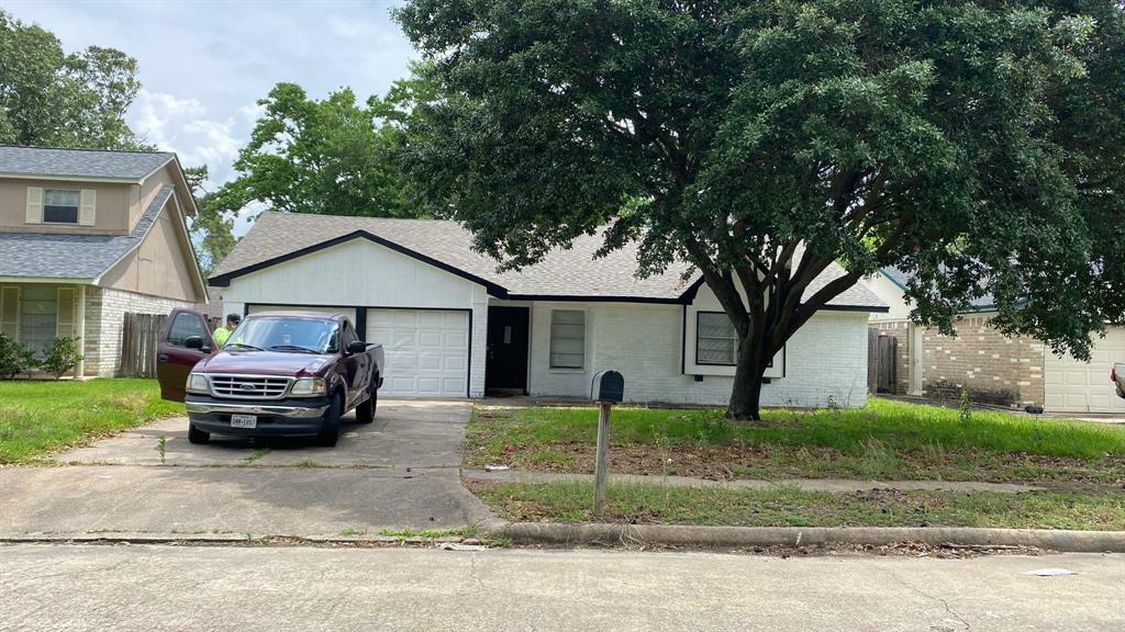 Property Photo: 23302 Whispering Willow Drive TX 77373