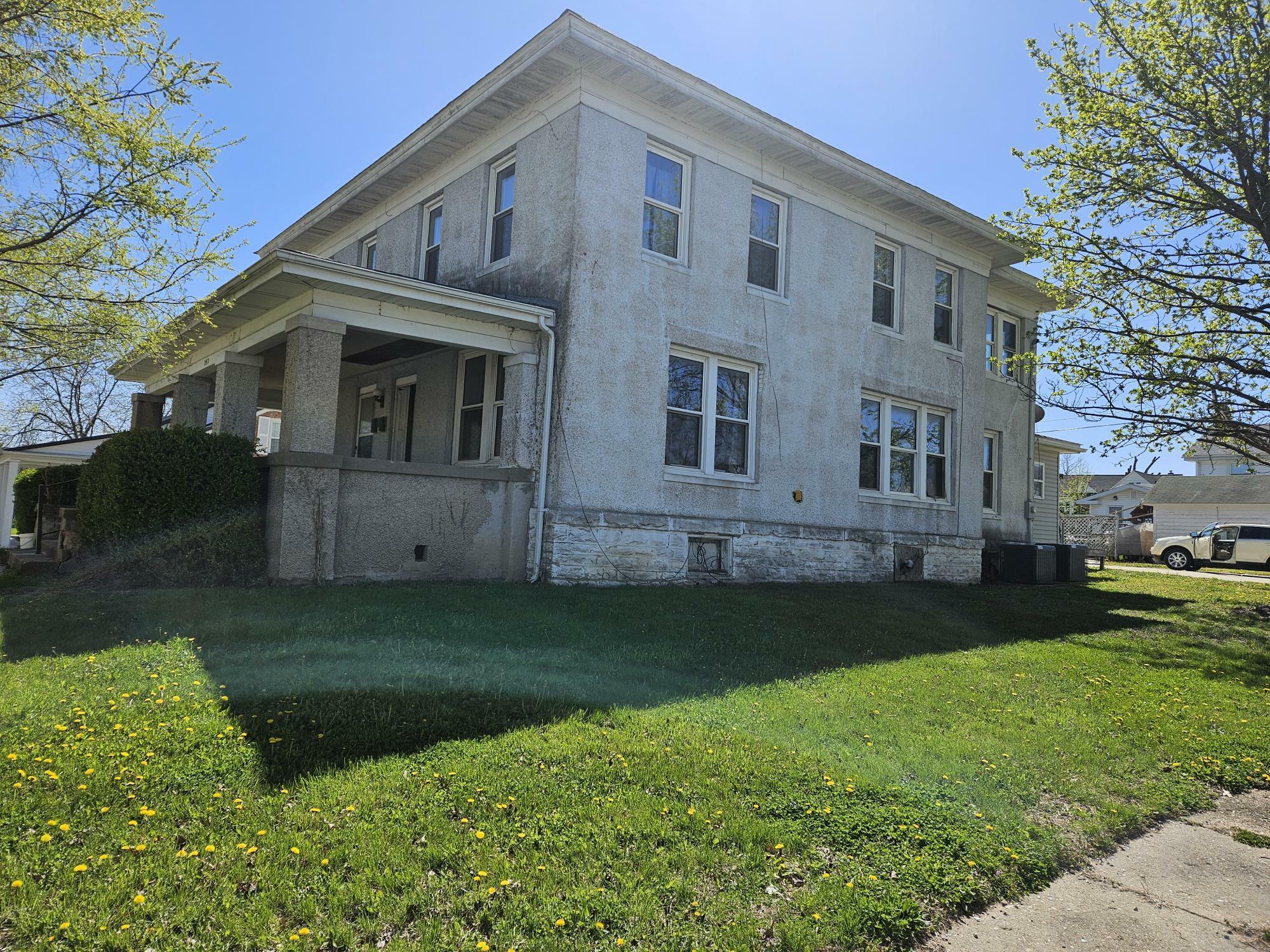 Property Photo: 343 W Caldwell Street MO 65275