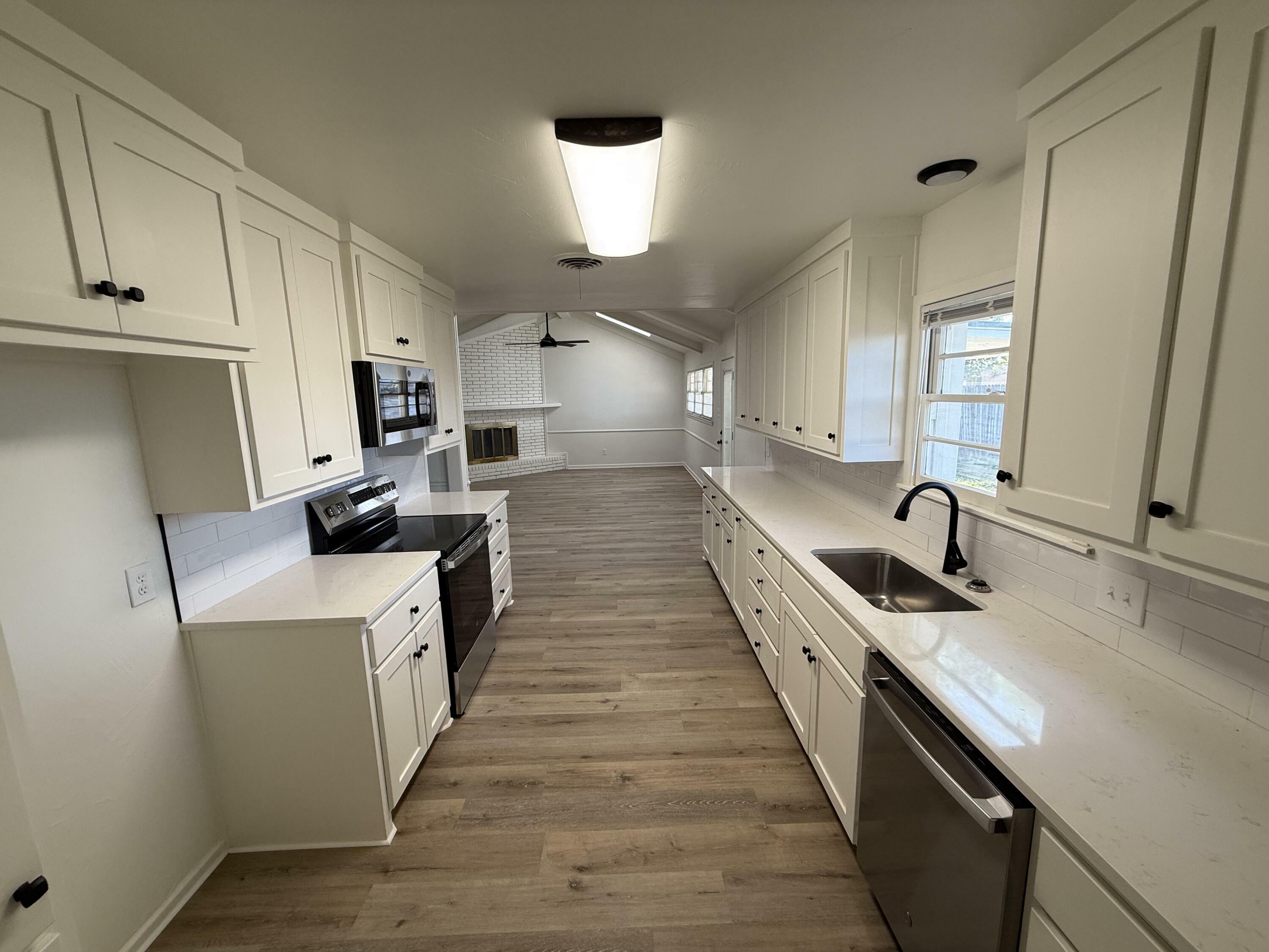 Property Photo: 5431 9th Street TX 79416