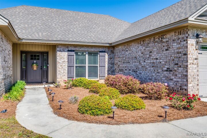 Property Photo:  1017 Ridge Point Drive  AL 36022