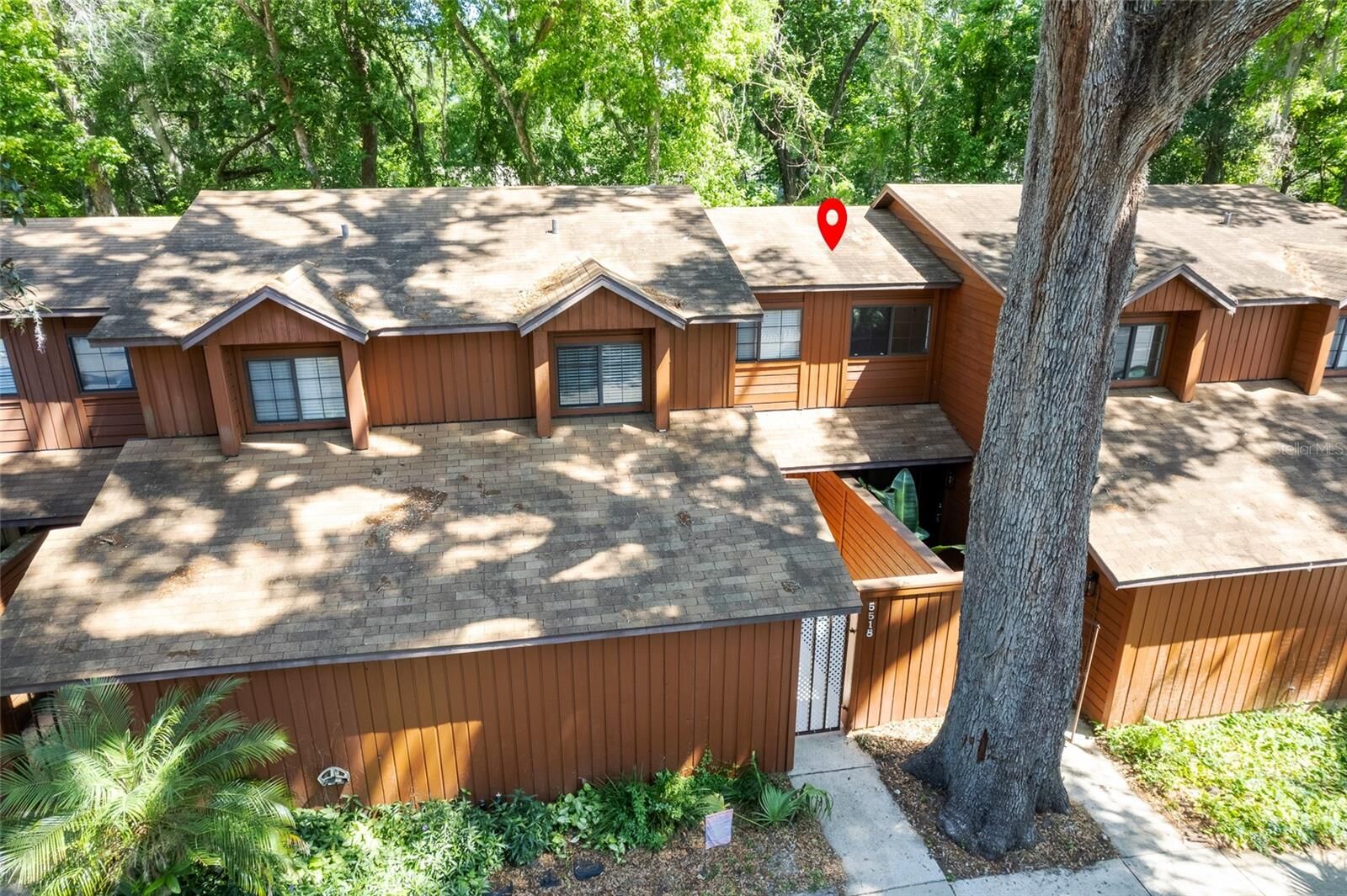 Property Photo:  5518 SW 8th Place  FL 32607 