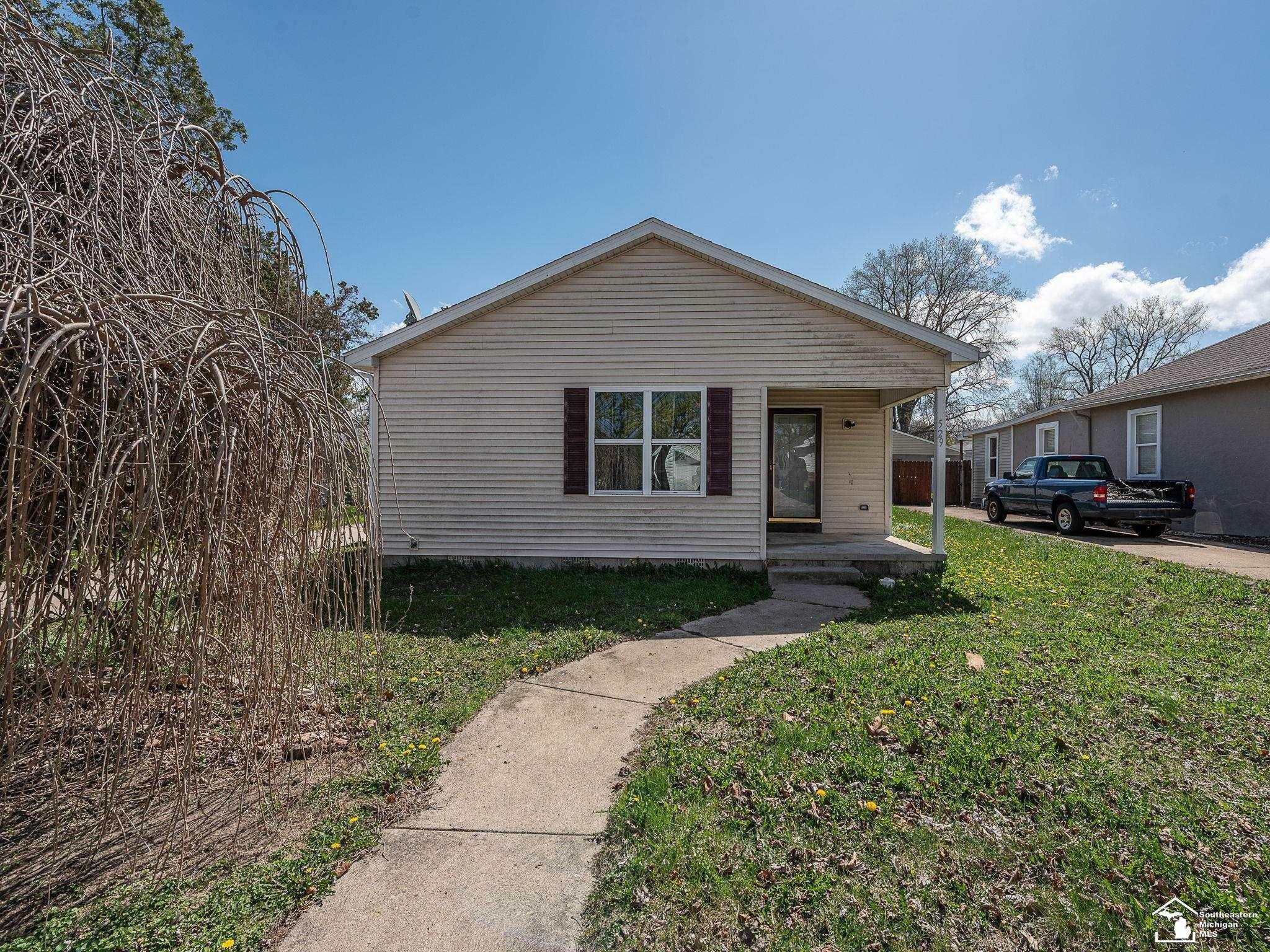 Property Photo: 529 Almyra Avenue MI 48161