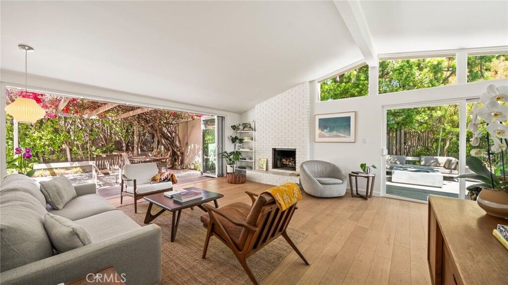 Property Photo:  2116 W General Street  CA 90275 