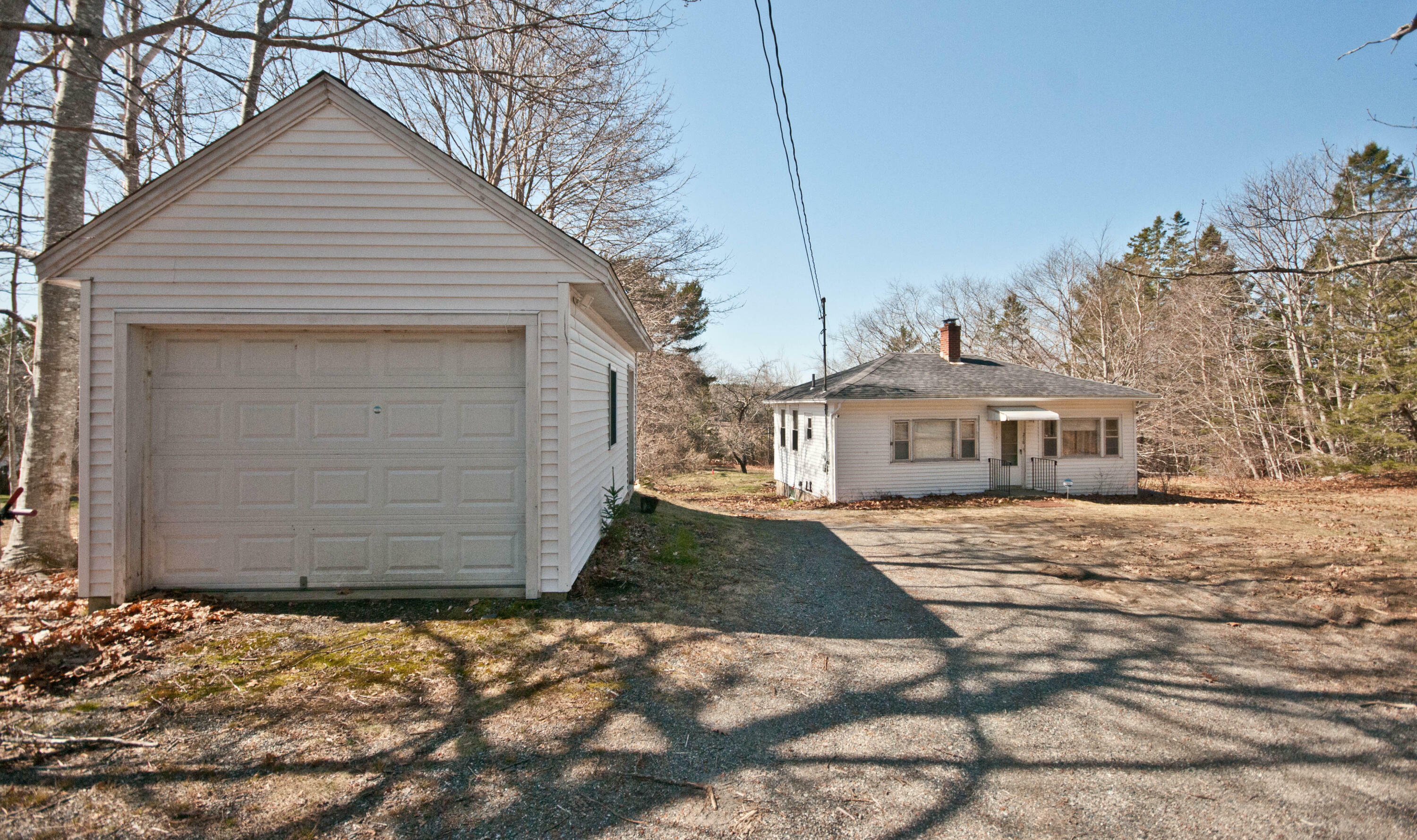 Property Photo: 218 State Highway 3 ME 04609