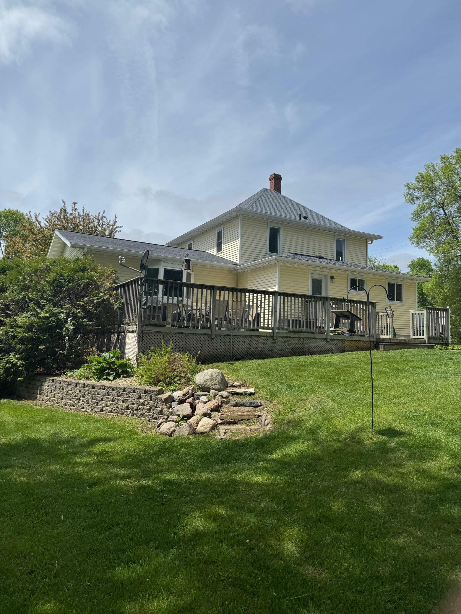 601 Maplewood Drive SE  Pelican Rapids MN 56572 photo