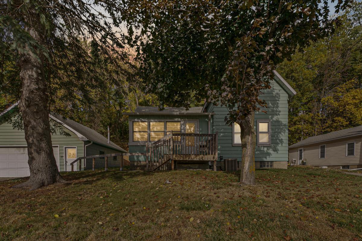 Property Photo: 612 Willow Street MN 55021