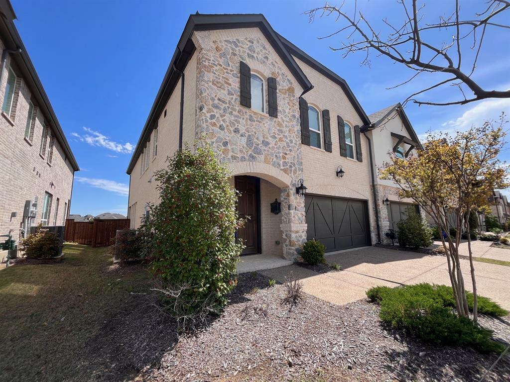 Property Photo: 213 Somerset Drive TX 75056