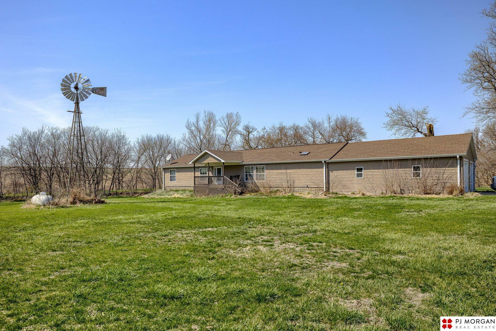 Property Photo: 35588 Elmtree Road IA 51525