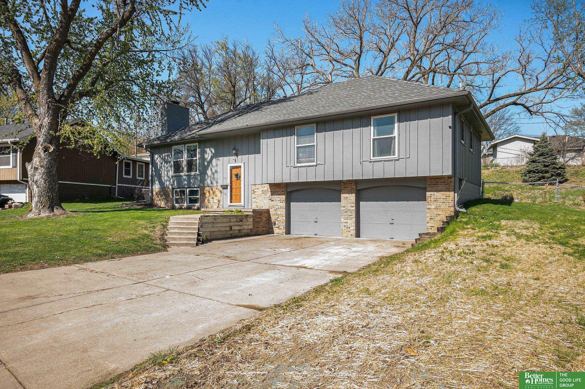 Property Photo: 1112 Hackney Drive NE 68046