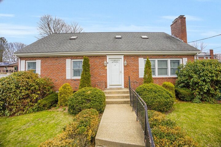 41 Kane Dr  Marlborough MA 01752 photo