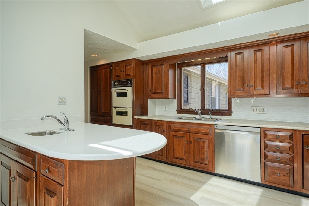 Property Photo: 48 Pinecrest Rd MA 01746