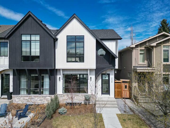 2038 44 Avenue SW  Calgary AB T2T 2N8 photo