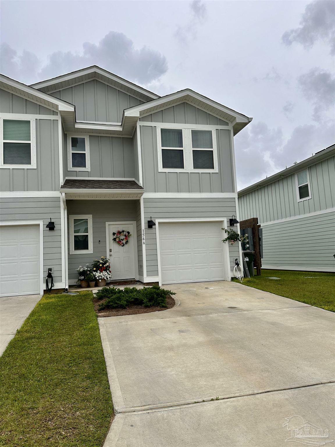 Property Photo: 1566 Iroquois Ct FL 32534