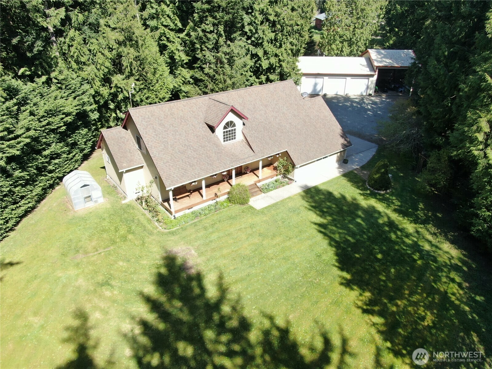 Property Photo: 4271 Nuthatch Way WA 98236