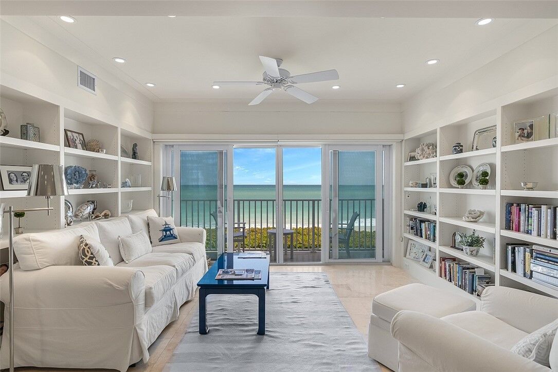 Property Photo: 700 Beach Road 250 FL 32963