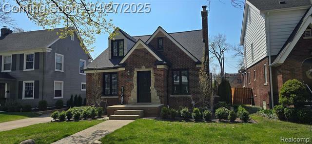 Property Photo: 1729 W Houstonia Avenue MI 48073