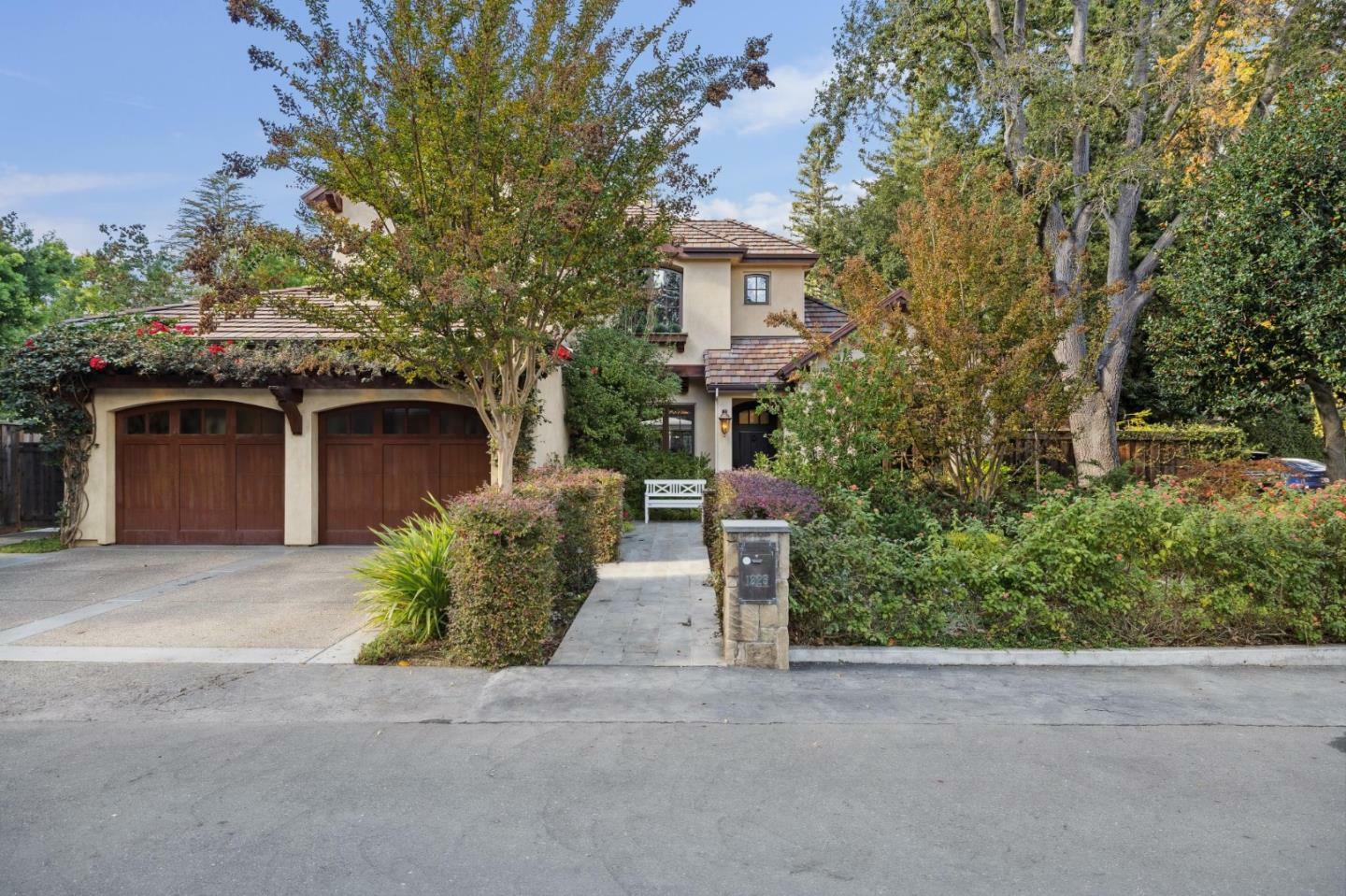Property Photo: 1325 Garden Lane CA 94025