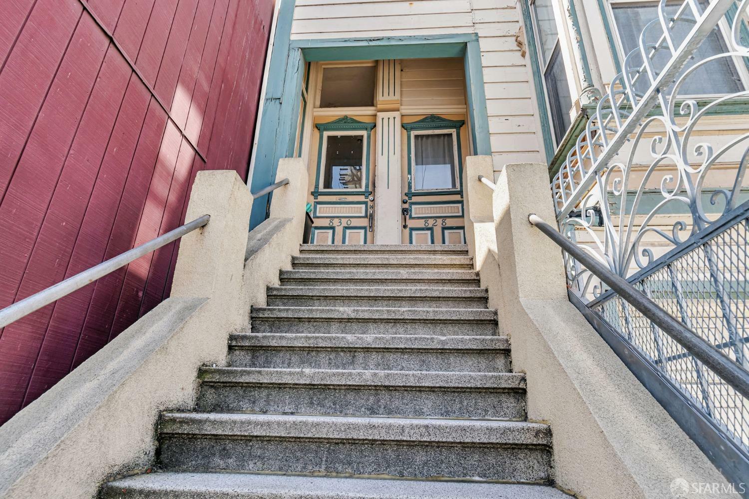 Property Photo: 828-830 Treat Avenue CA 94110