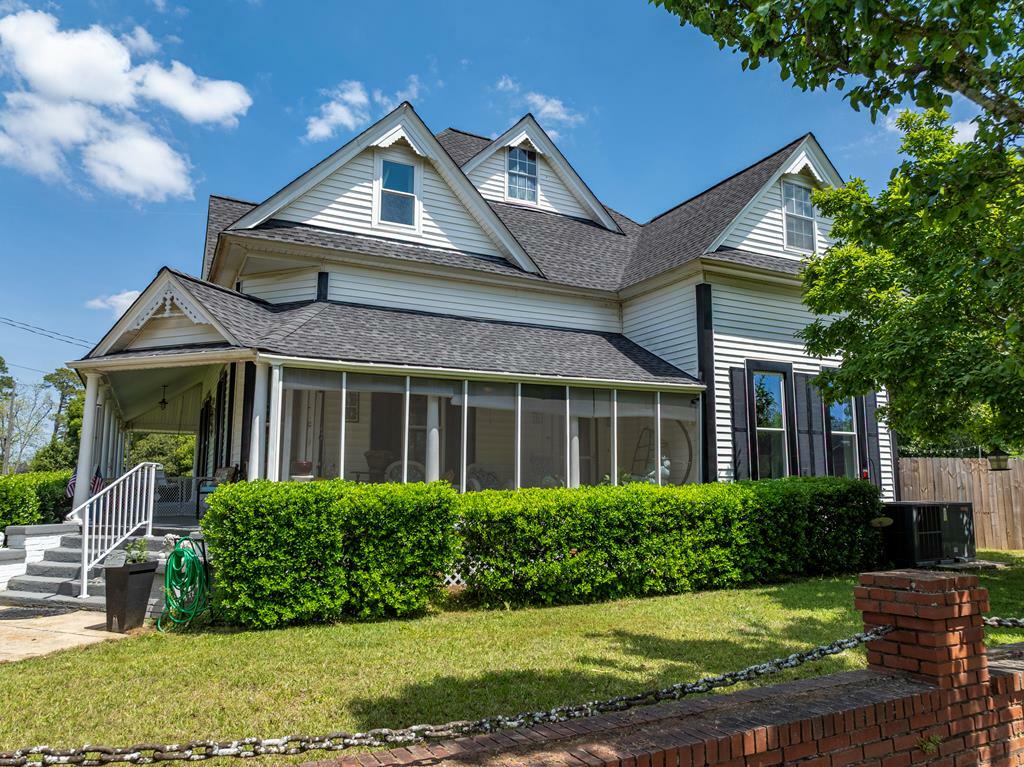 Property Photo: 160 E Willis St. GA 31790