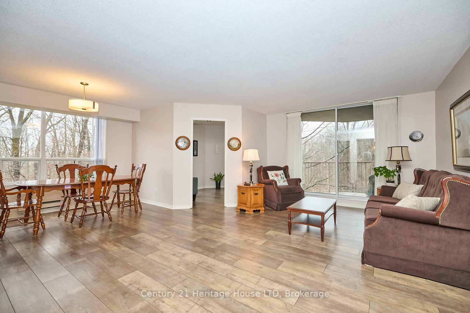 8111 Forest Glen Drive 317  Niagara Falls ON L2H 2Y7 photo