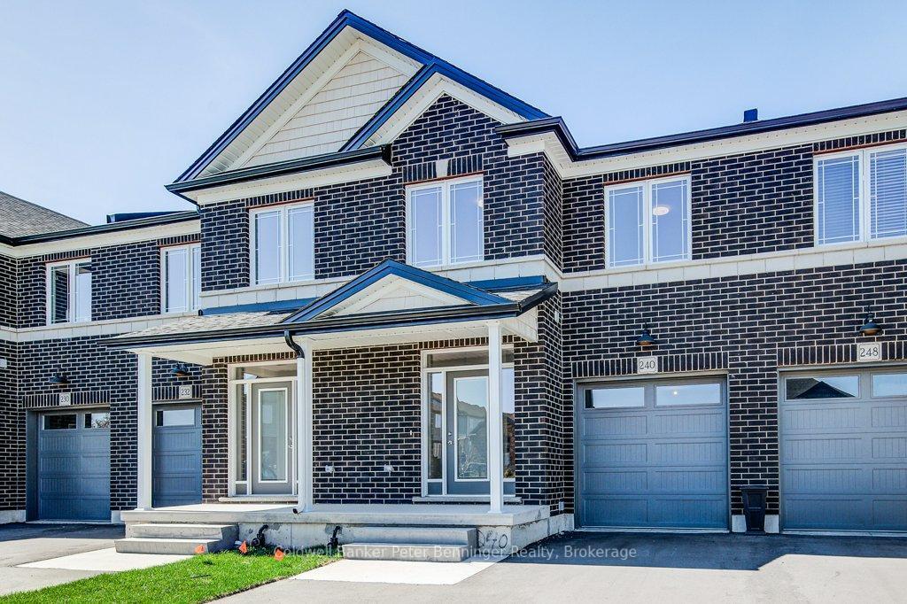 Property Photo: 240 Keeso Lane ON N4W 0C3