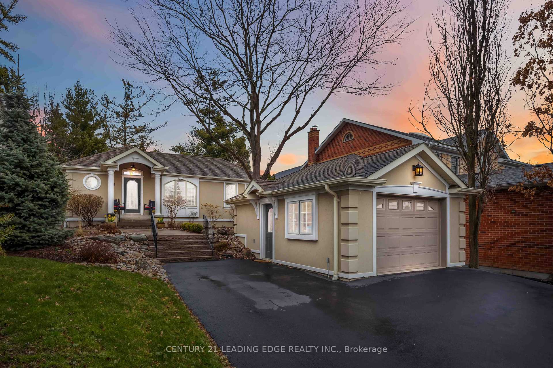 Property Photo: 1801 Appleview Road ON L1V 1T7