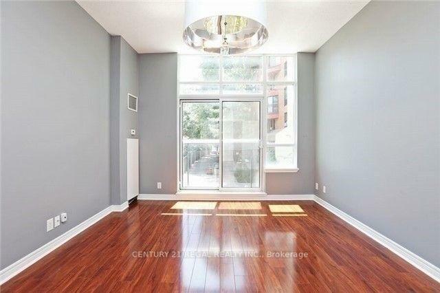 Photo de la propriété: 225 Wellesley Street E 105 ON M4X 1X8