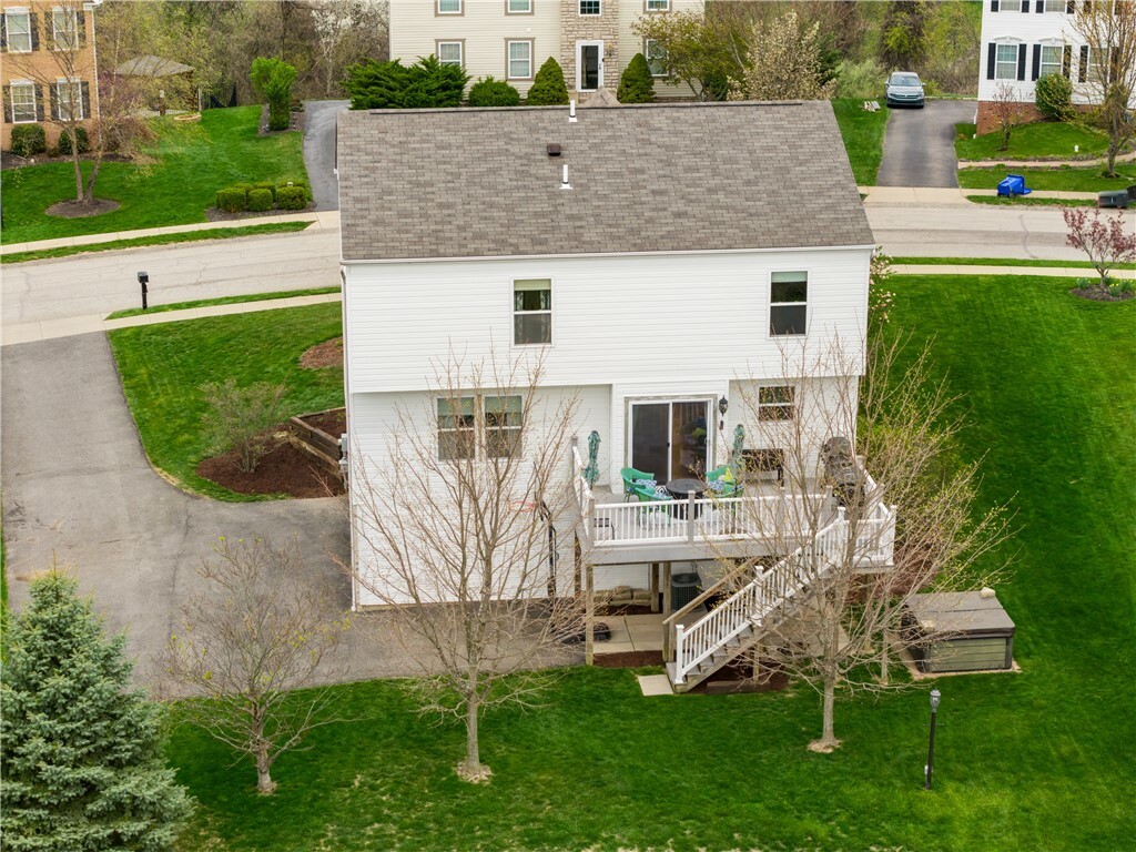Property Photo: 206 Compass Ct PA 15057