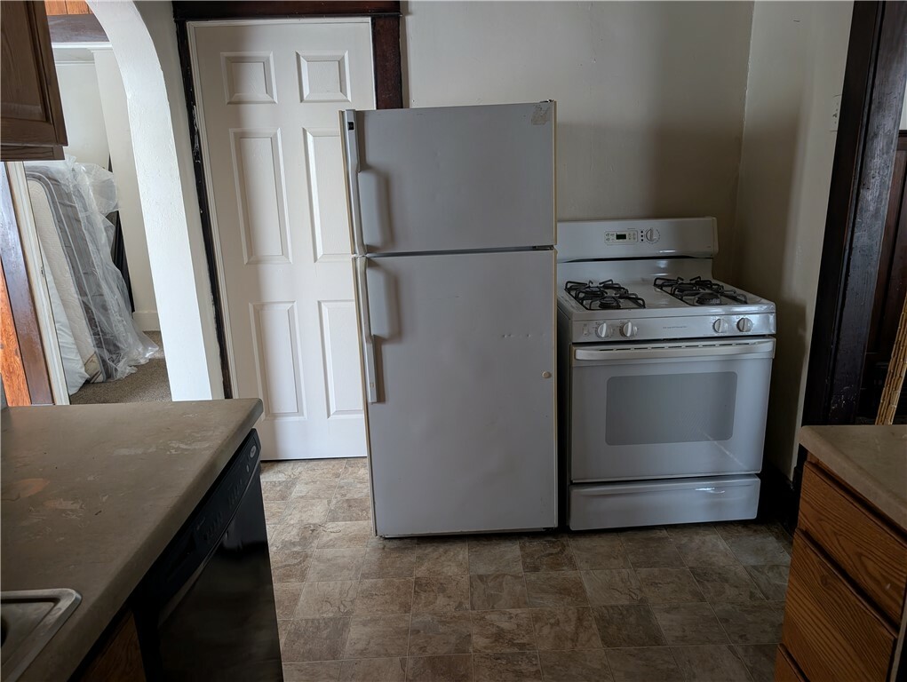 Property Photo: 880 Addison PA 15301