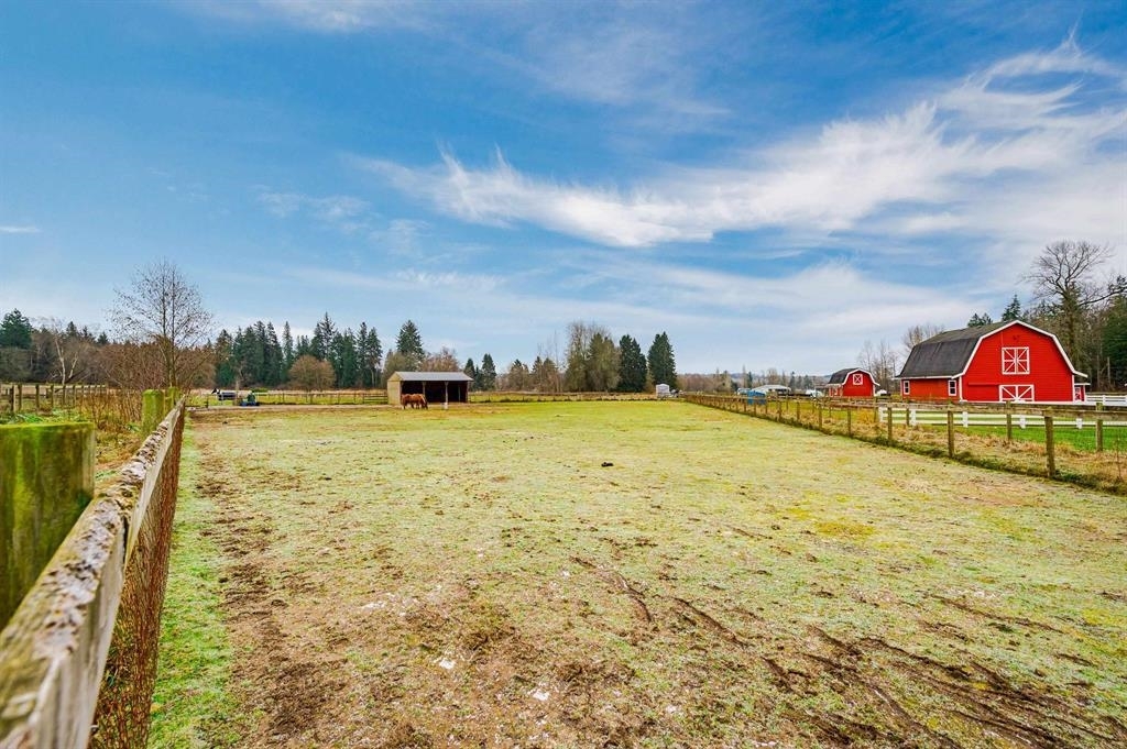 Property Photo: 18738 20 Avenue BC V3Z 9V2