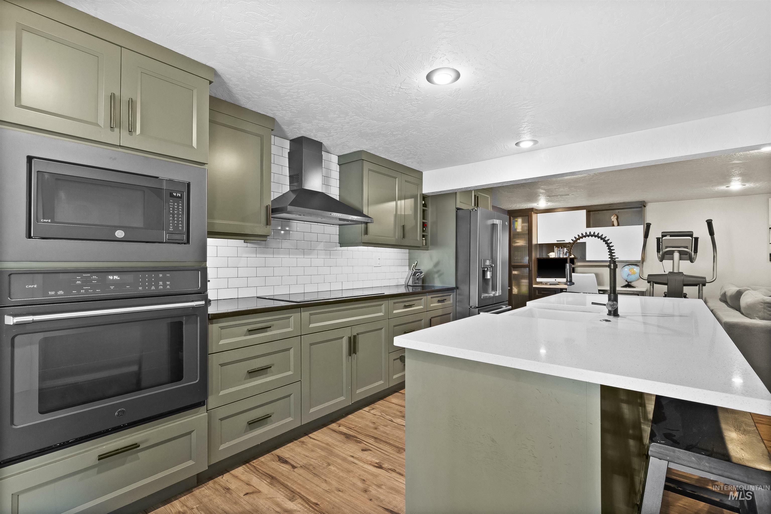 Property Photo: 525 Park Ave ID 83501