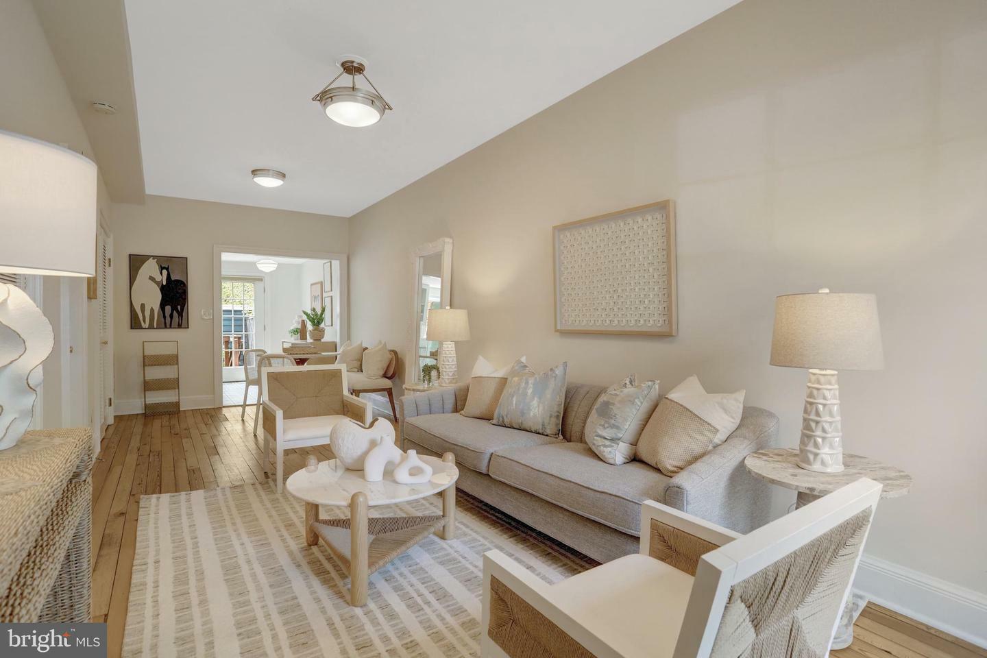Property Photo: 729 S Fairfax Street VA 22314