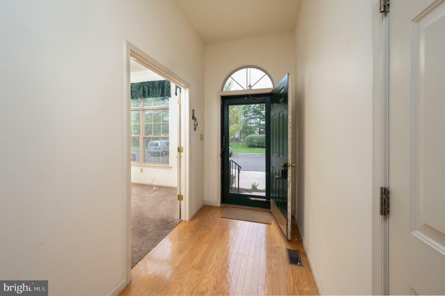 Property Photo: 619 Manor Drive PA 19044
