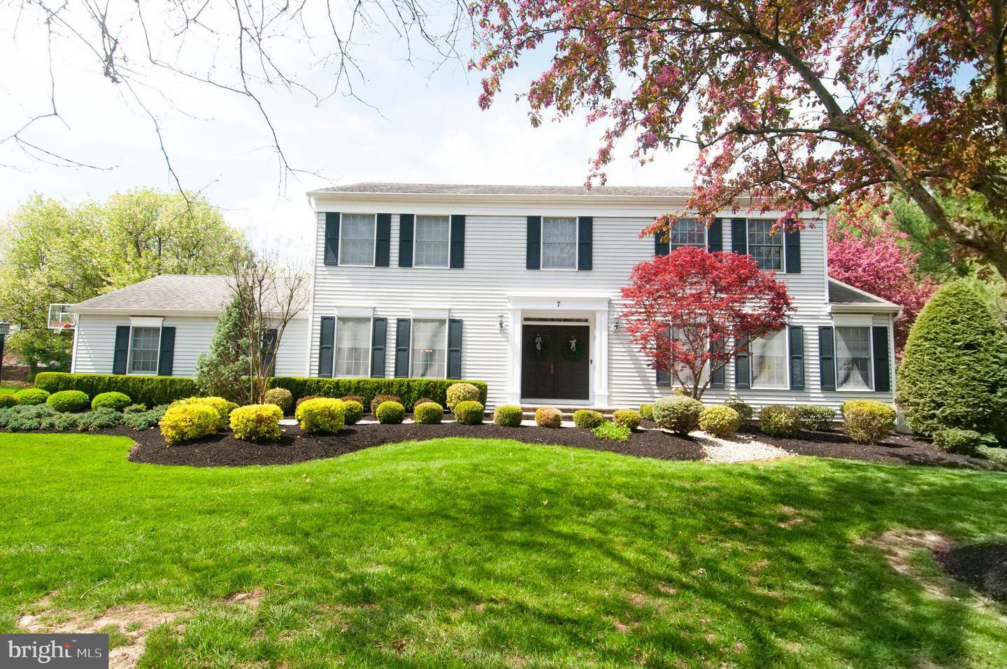 7 Briarwood Dr  Princeton Junction NJ 08550 photo