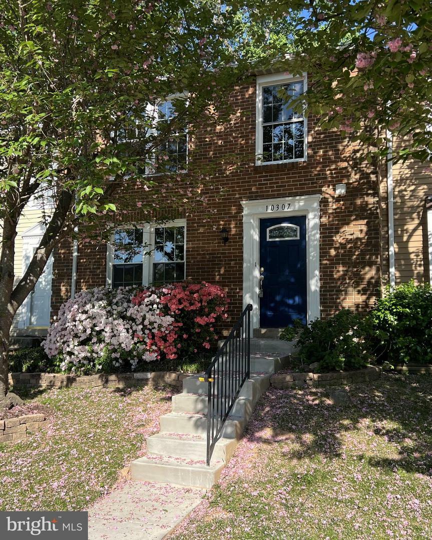 Property Photo: 10307 Granite Creek Lane 10307 VA 22124