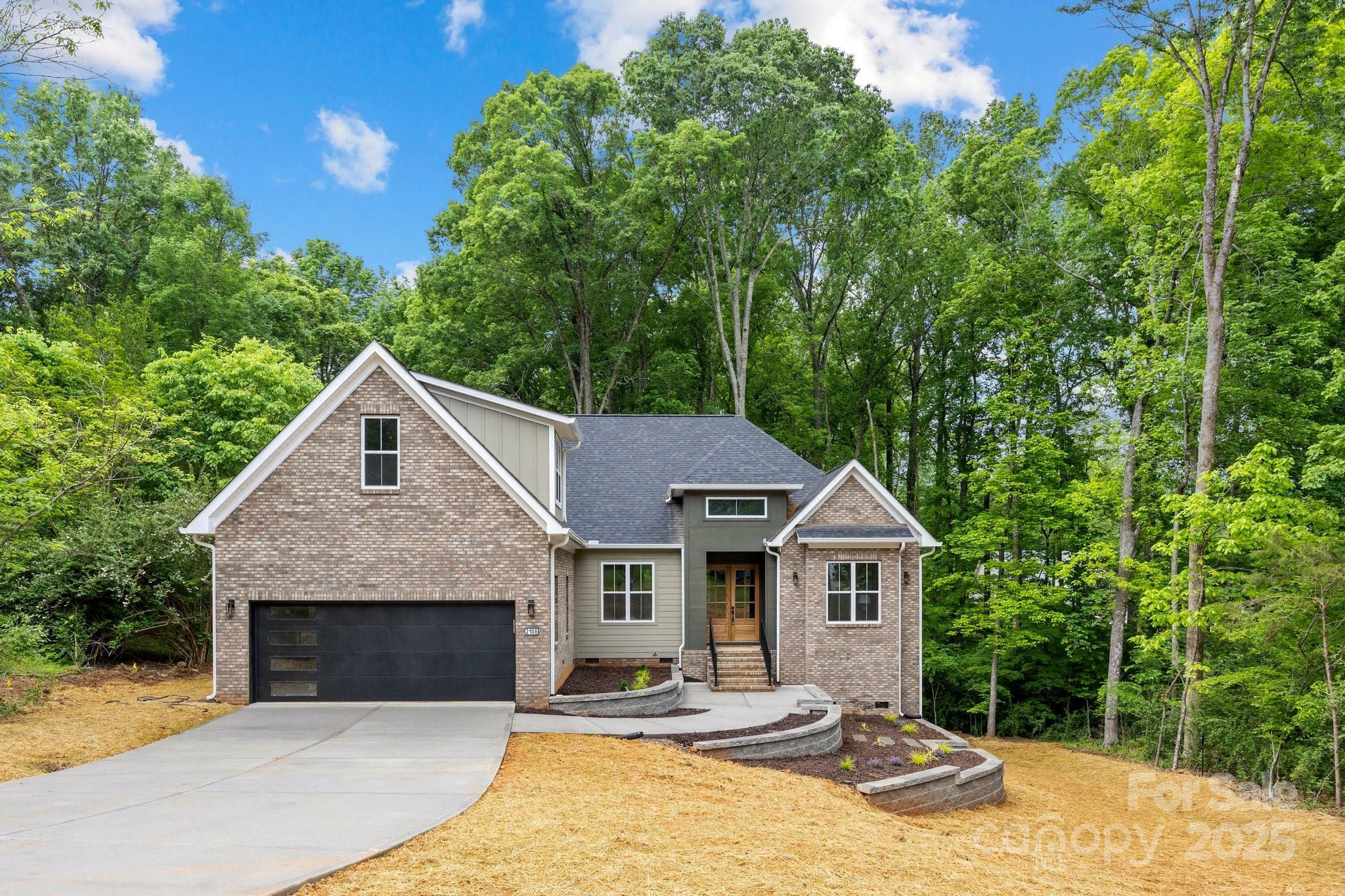 2108 Lakeview Circle  Matthews NC 28105 photo