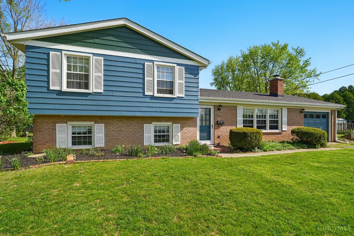 Property Photo: 927 Elm Street OH 45177