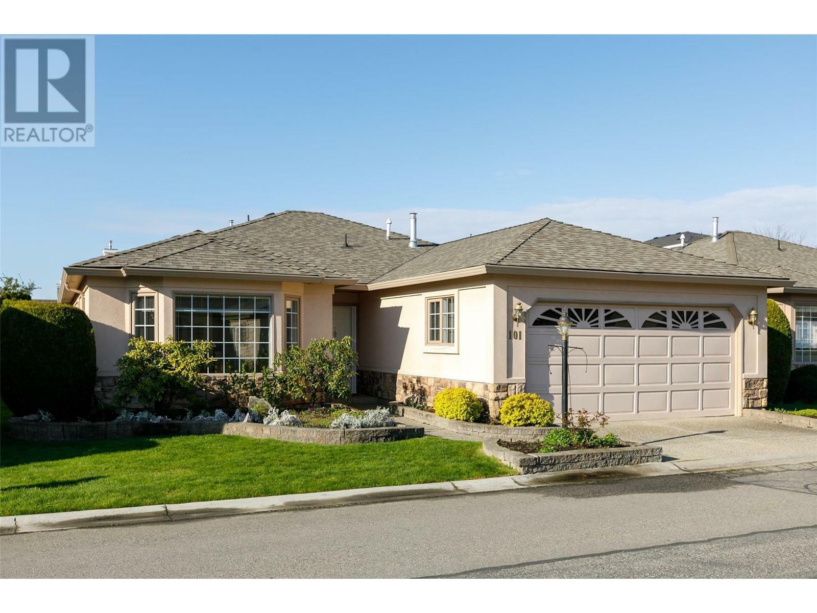 Property Photo: 595 Yates Road 101 BC V1V 1P8
