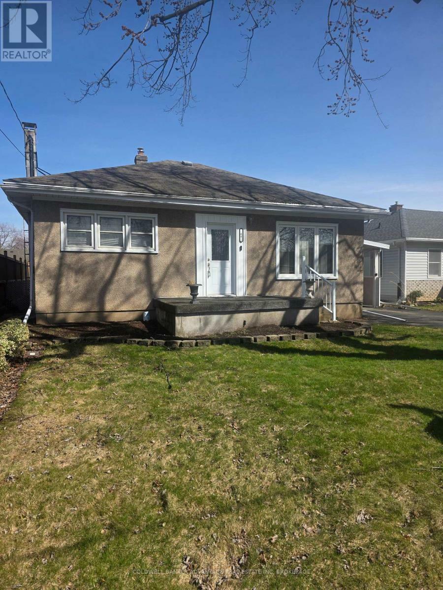 Photo de la propriété: 68 Cameron Avenue West ON L3B 1K2