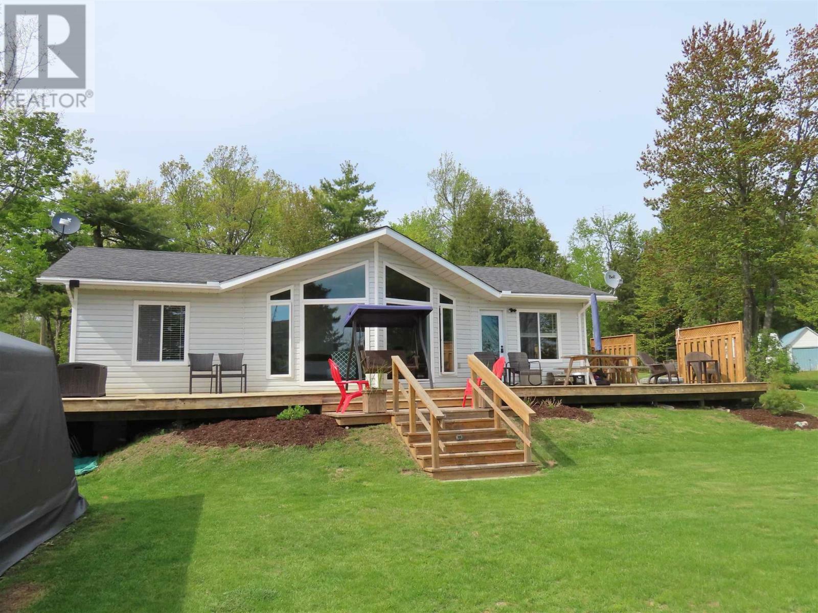 Property Photo: 67 Darou Dr ON P0R 1E0