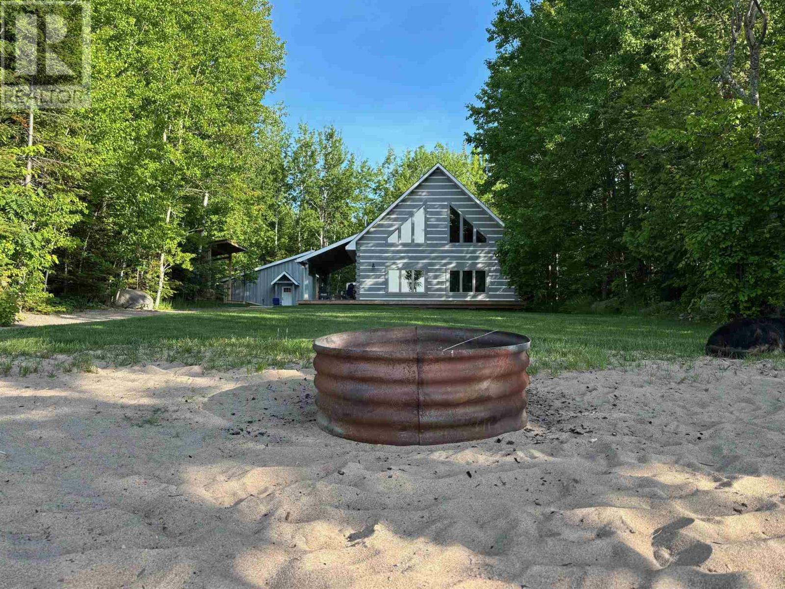 Property Photo: 856 Four Seasons Dr ON P0S 1E0