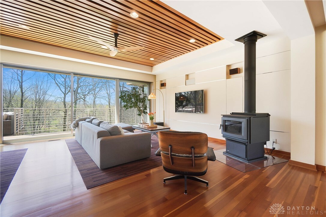 Property Photo: 1020 Little Woods Road OH 45419