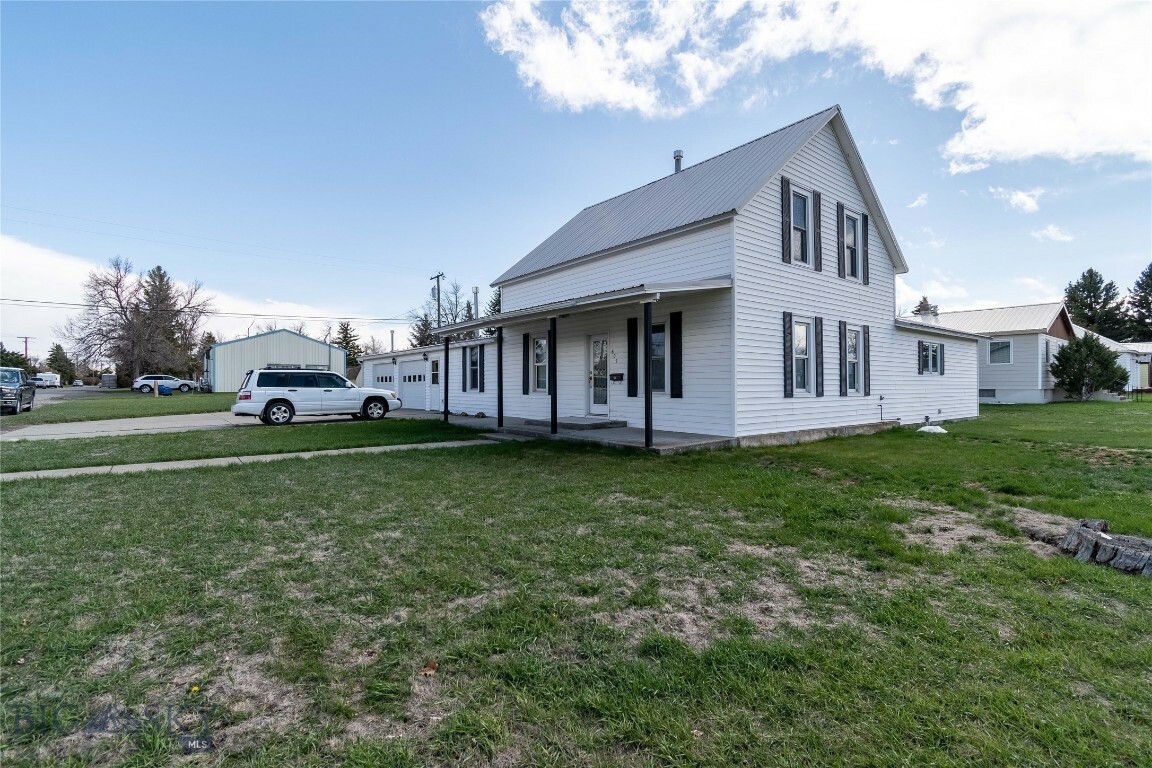 Property Photo: 602 Harris MT 59011