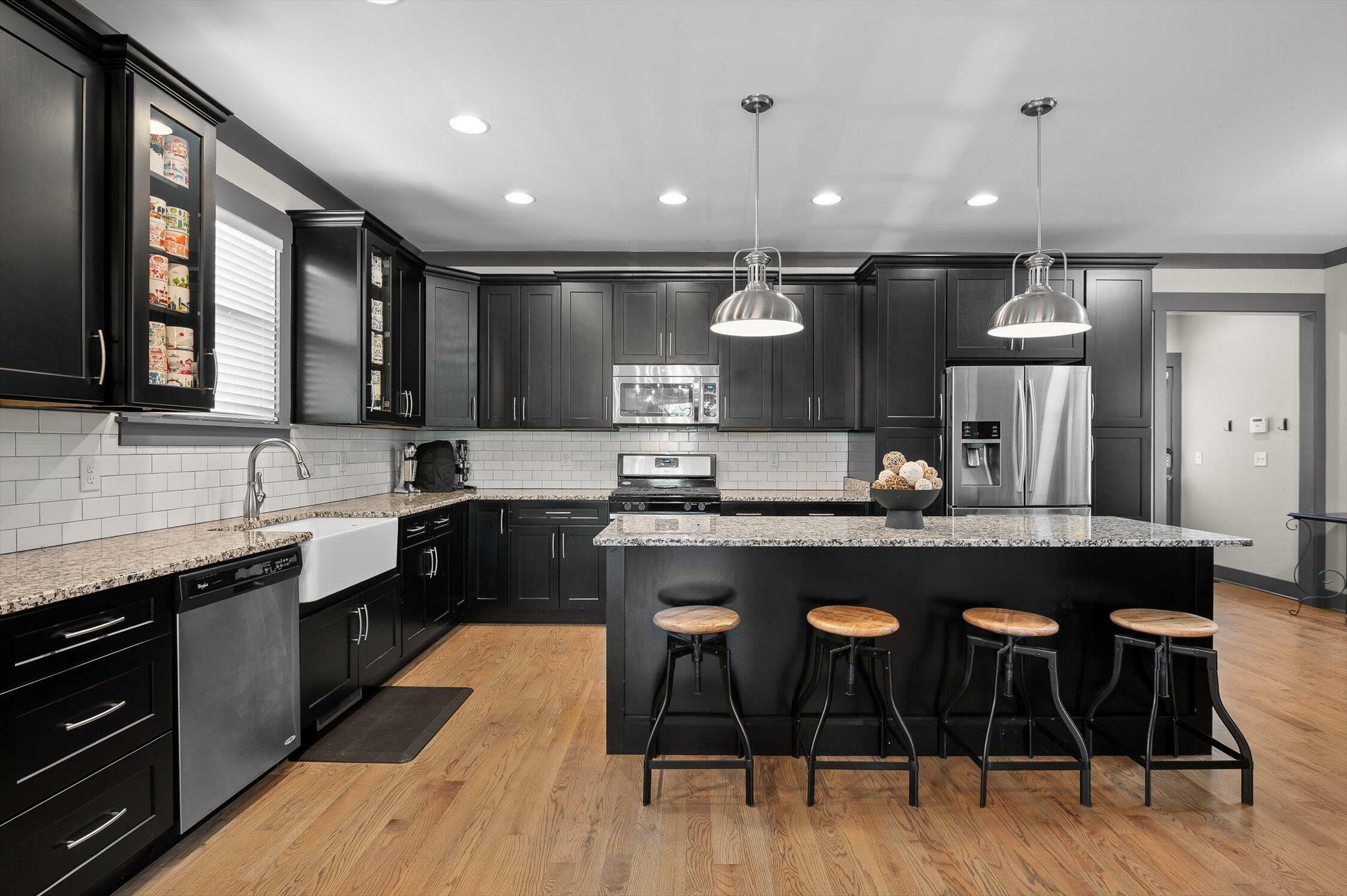 Property Photo: 1422 Adams Street TN 37408