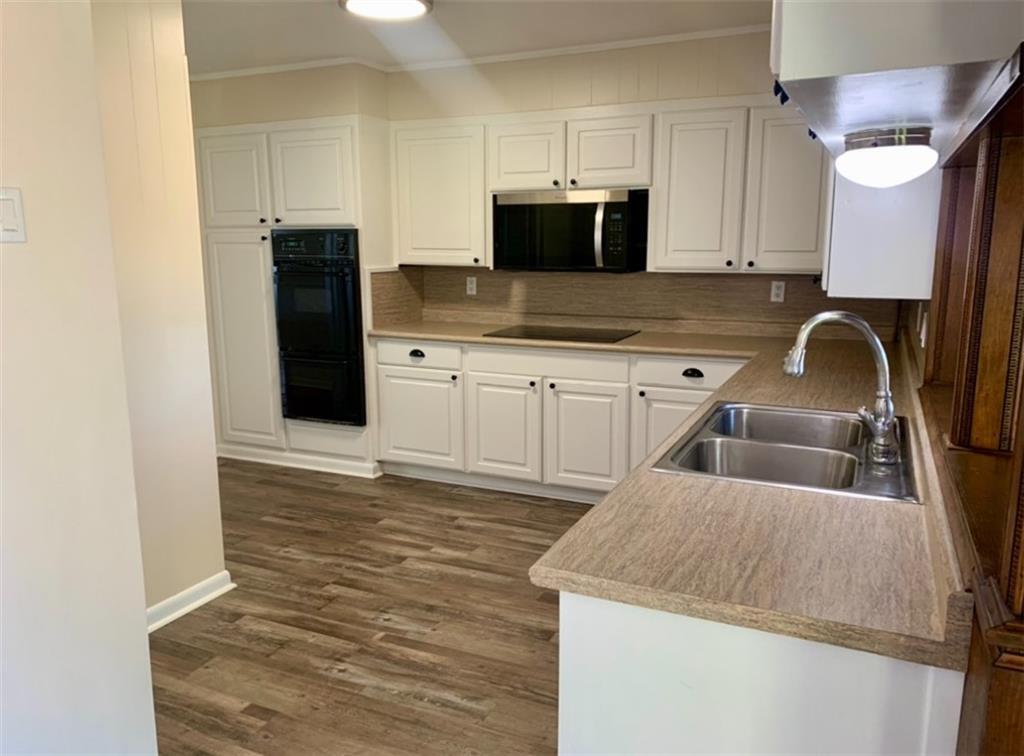 Property Photo: 1707 Shirley Park Place LA 71301
