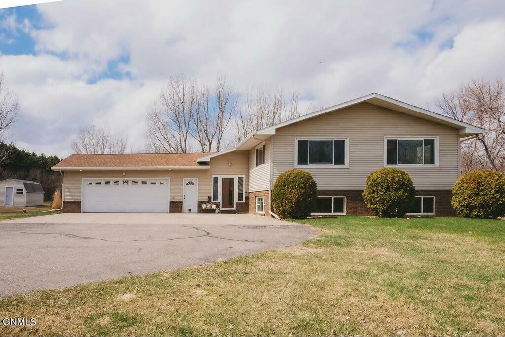 Property Photo: 451 Hwy 281 NE ND 58421