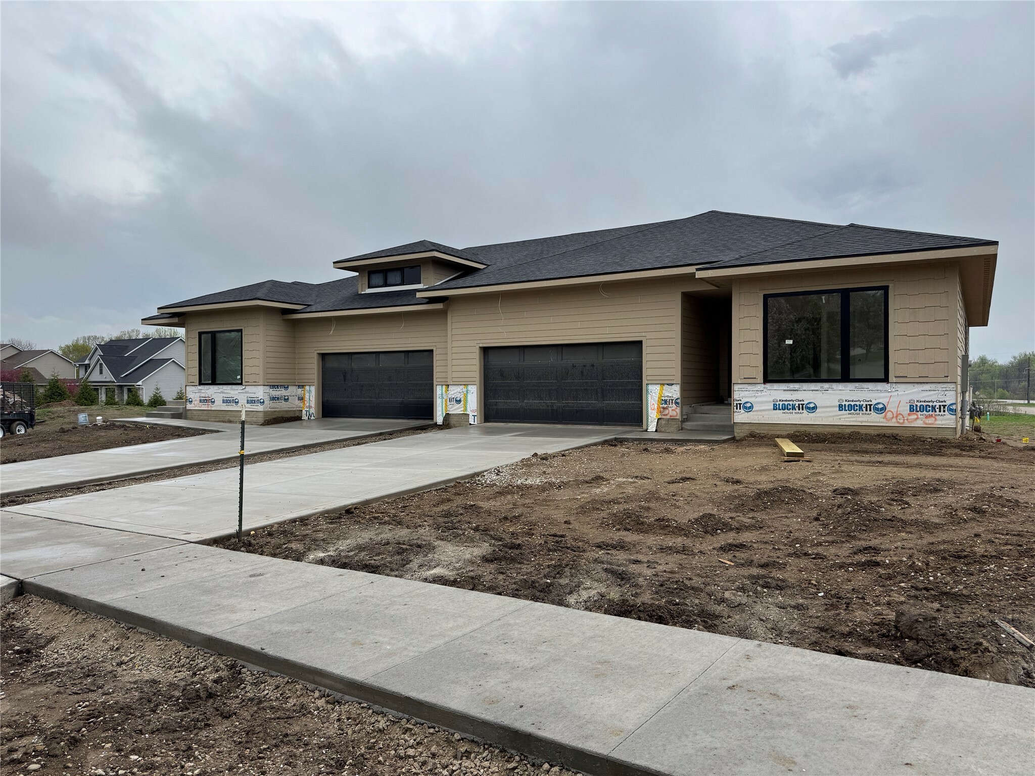 6633 River Bend Drive  Johnston IA 50131 photo