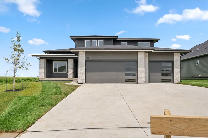 445 NW Ashley Circle  Waukee IA 50263 photo