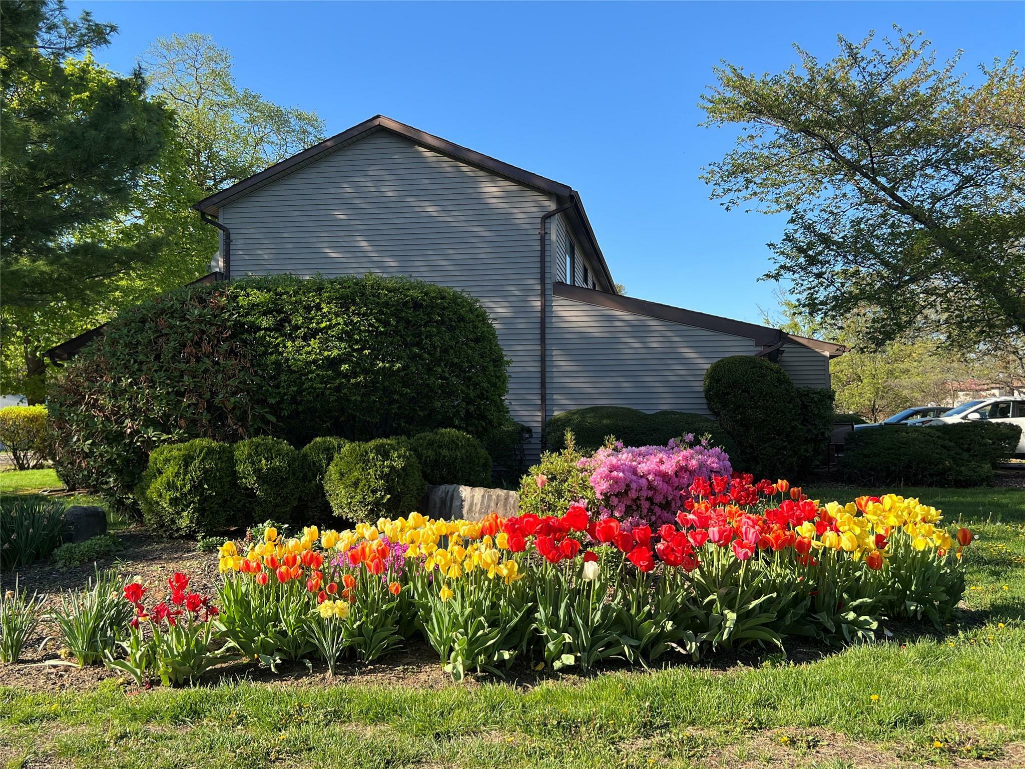 Property Photo: 282 Tamerisk Lane NY 12553